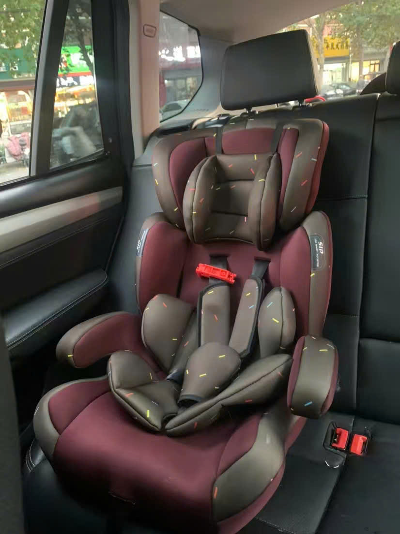 Ghế ngồi trẻ em